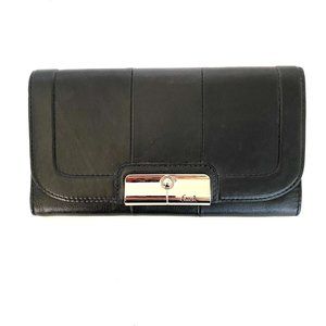 ***SOLD*** Classic Coach Black Leather Folding Wallet.